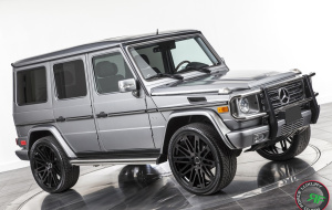 G wagon on 24x10 RoadForce RF24 Silver Machine face