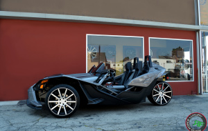 Slingshot on Road Force RF10 20x9 front 22x105 rear Black Machine Face finish