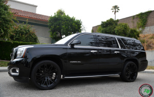 GMC Yukon on 24x10 RoadForce RF24 Gloss black finish