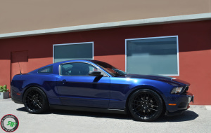 2012 Ford Mustang on 20x9 20x10.5 RoadForce RF008 Matte Black