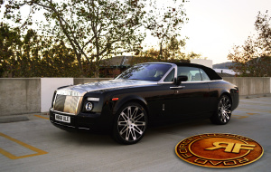 Rolls-Royce Phantom Drophead Coupe on RoadForce RF24 24x10 Black Machine Face finish