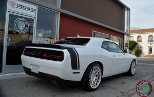 RoadForce RF008 on Dodge Challenger 20x9 front 20x10.5 rear