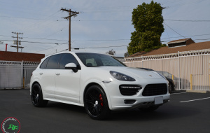 Porsche Cayenne GTS on 22x10.5 RoadForce RF11 wheels Gloss Black finish