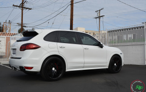 Porsche Cayenne GTS on 22x10.5 RoadForce RF11 wheels Gloss Black finish