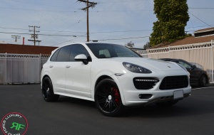 Porsche Cayenne GTS on 22x10.5 RoadForce RF11 wheels Gloss Black finish