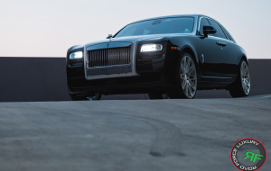 Rolls-Royce Ghost on RoadForce RF24 24x9 front 24x10 rear